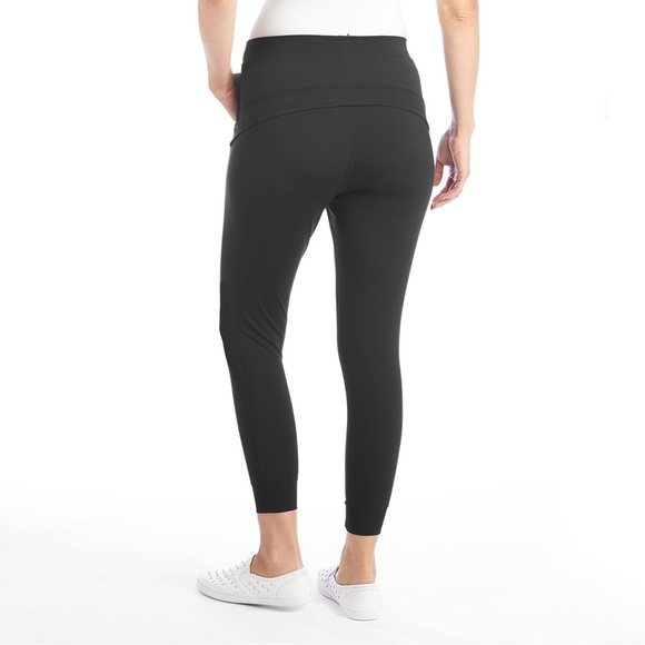 Coco + Carmen Gabrielle Jogger Pant | Black | XXL - Picture 4 of 7